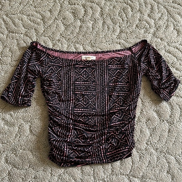 Urban Outfitters Size Small Top - Picture 1 of 2